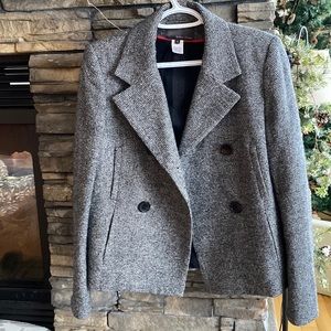 100% wool with silk lining blazer